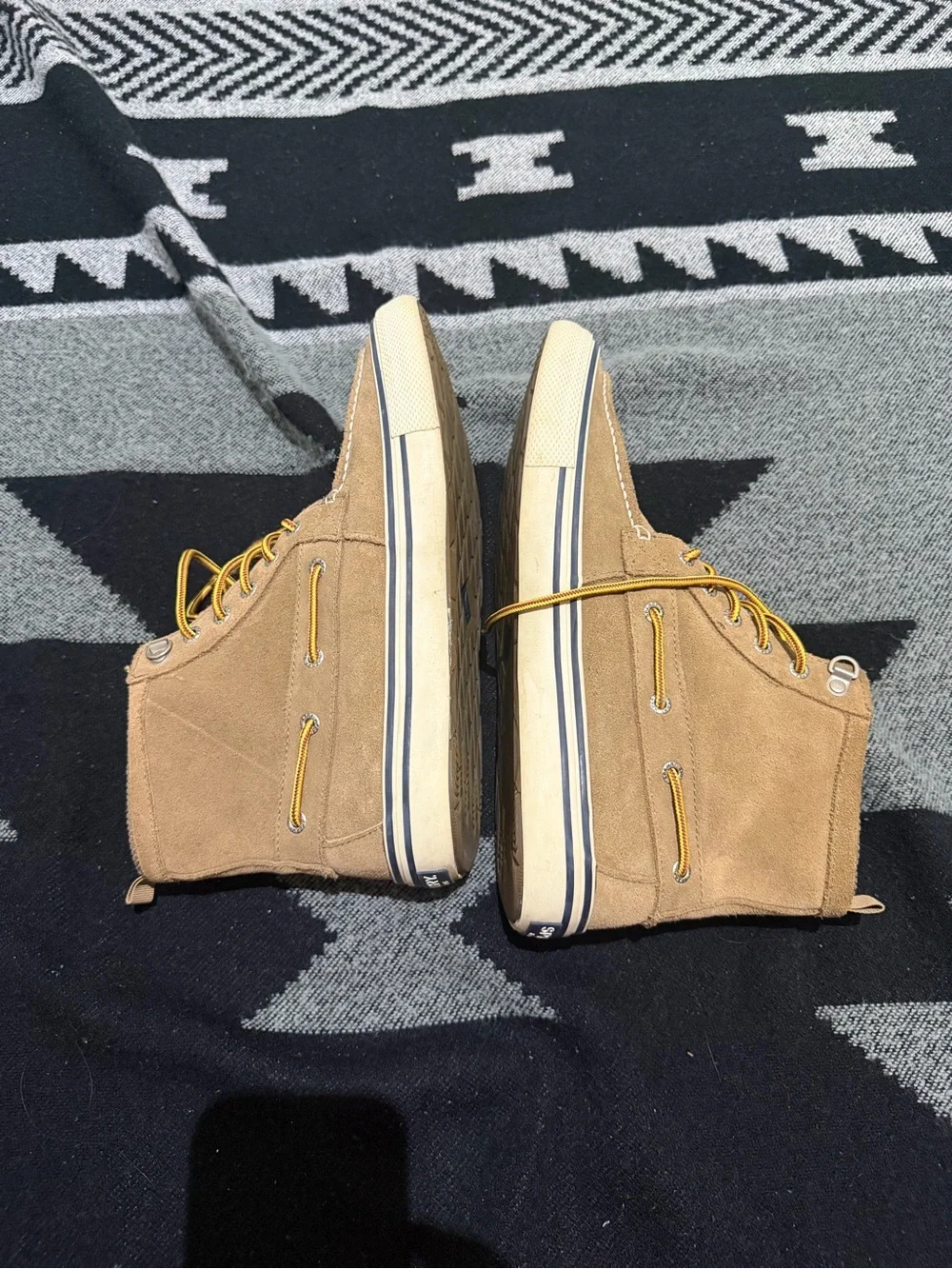 Sperry Men’s Tan Suede Chukka Boat Shoes size 10.5